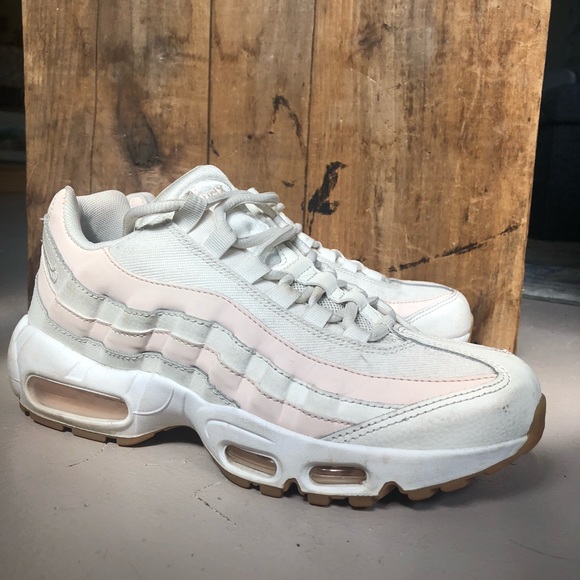 SOLD - Picture 2 of 6